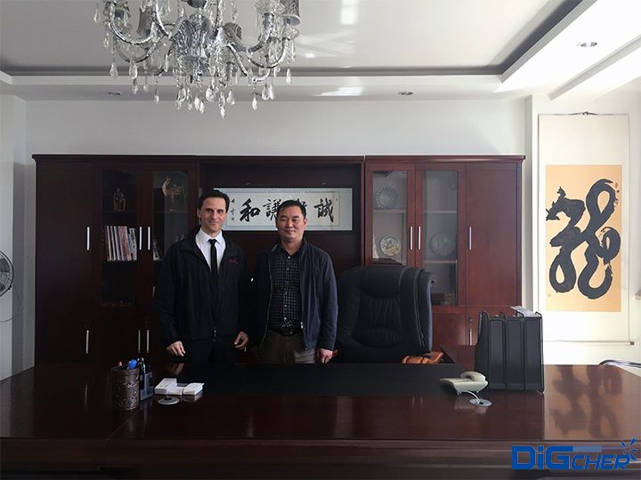 意大利供應商來我公司洽（qià）談