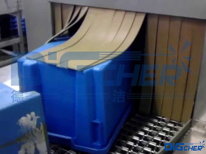 PT-6 2S2S通過式塑料(liào)箱清洗線