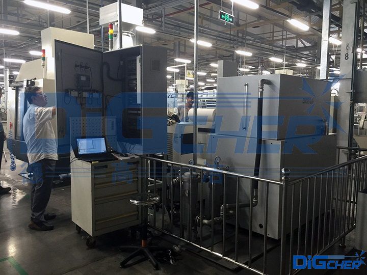 MT5029 數控高壓(yā)水除毛刺機