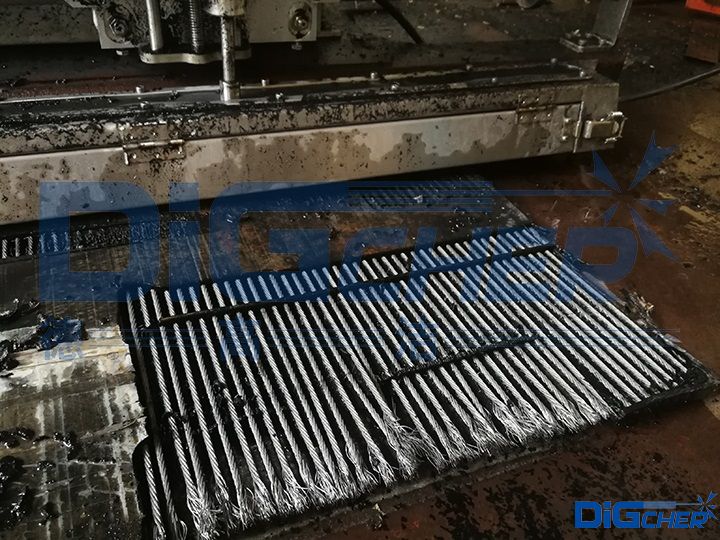 D1200-1520輸煤皮帶自動剝離機剝離（lí）效（xiào）果