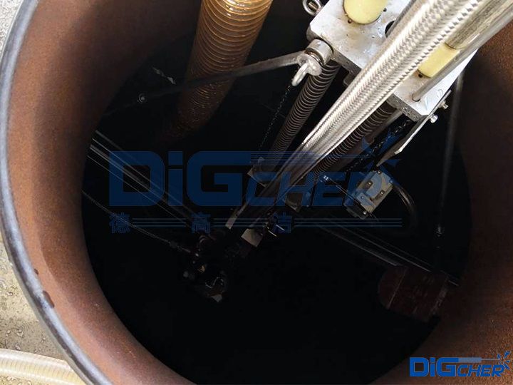 德(dé)高潔高壓水鐵路罐車清洗機構