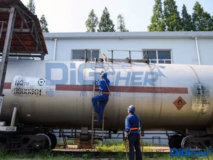 輕油鐵(tiě)路罐車人工探傷