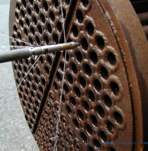 高壓清洗（xǐ）機（jī）清（qīng）洗熱（rè）交換器