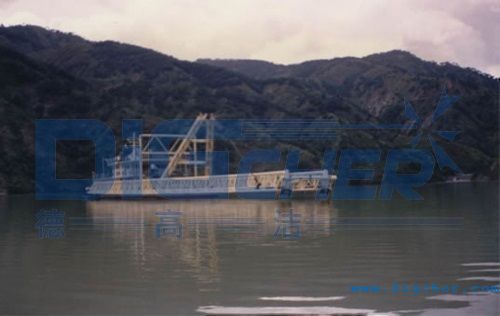 高壓水射（shè）流挖泥船